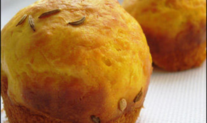 Сырные маффины с тмином