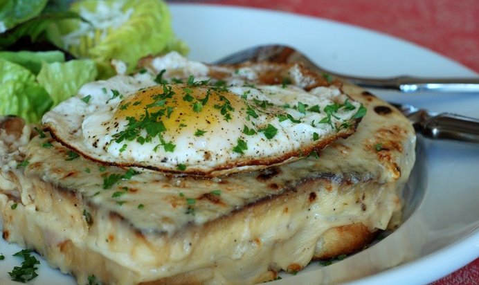 Крок-месье и крок-мадам