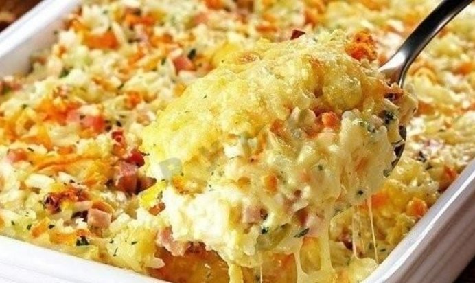 Запеканка из риса ветчины и сыра