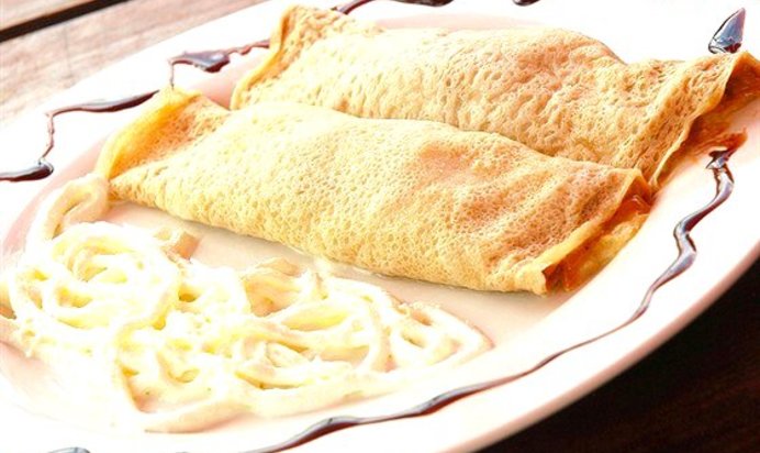 Курица в блинах