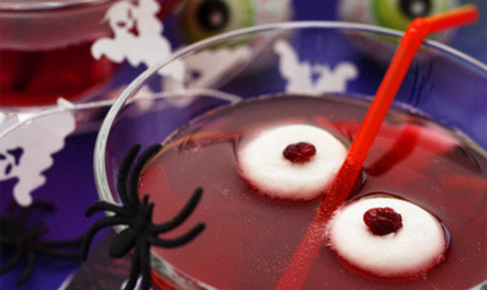 Вишневый пунш «Глаза вампира»