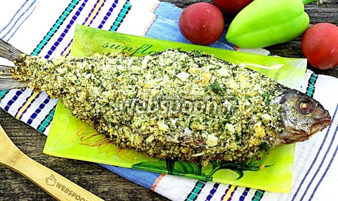 Лещ под хлебной корочкой