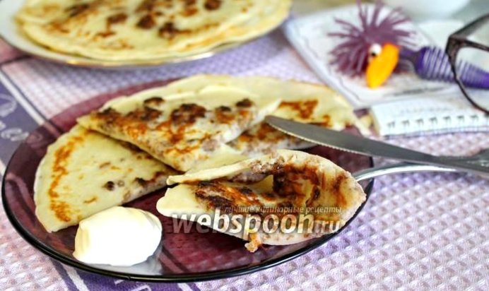 Блины с мясным припёком