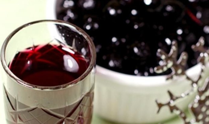 Настойка из черной рябины