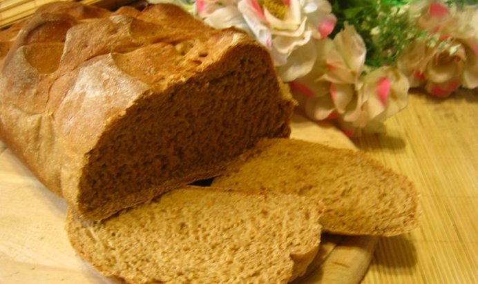 Пшенично-ржаной хлеб с цикорием и розмарином