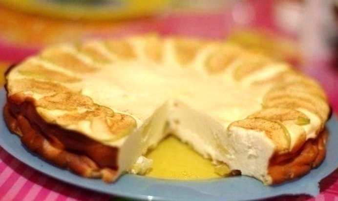 Творожно-фруктовая запеканка без муки