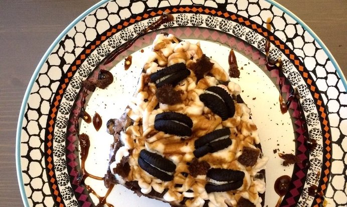 Сметанный торт с кремом из сливочного сыра