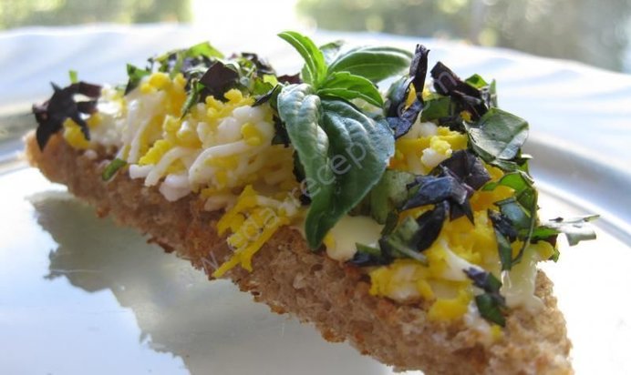 Легкие бутерброды в микроволновке