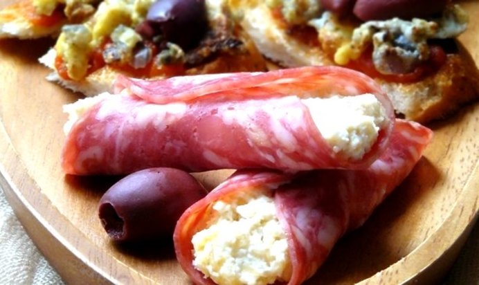 Маленькие испанские бутерброды