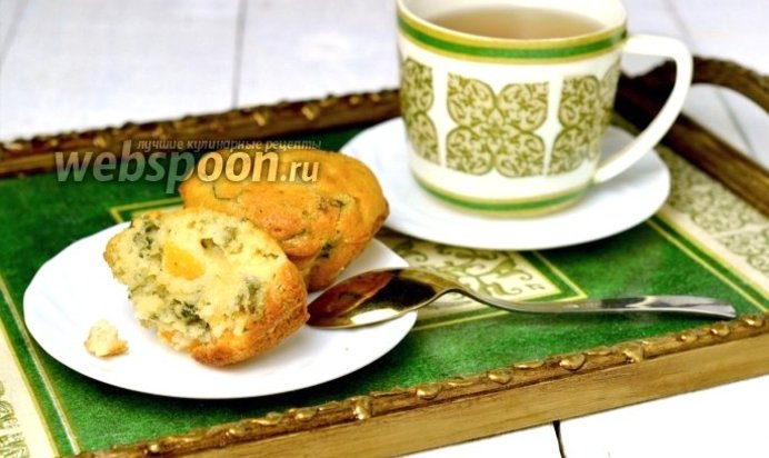 Кексы с щавелем, крапивой и курагой