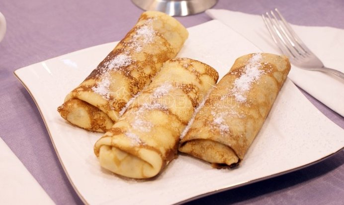 Блинчики с творогом и изюмом