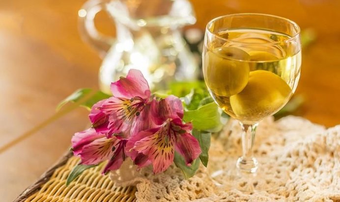 Наливка из алычи