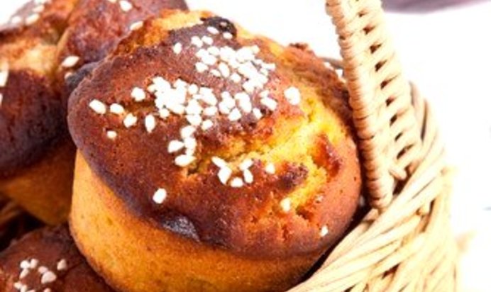 Постные вишневые маффины