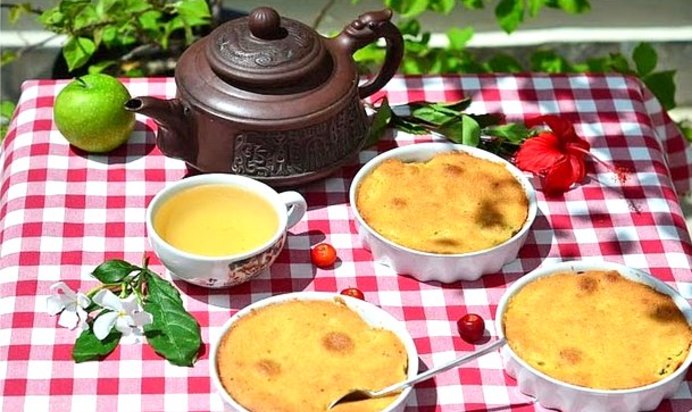 Яблочный кекс с корицей