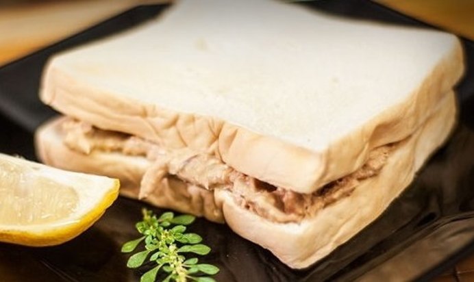 Бутерброды с тунцом