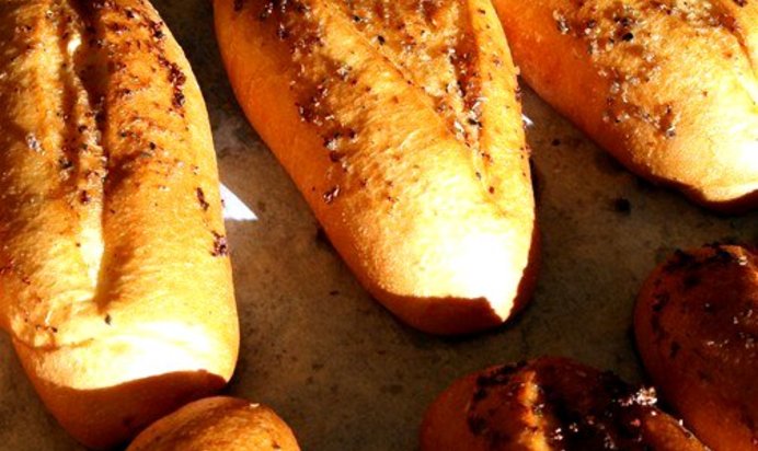 Хлеб с маслинами