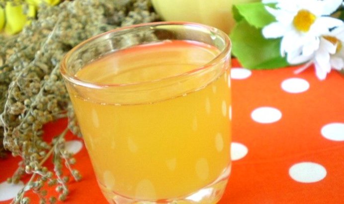 Квас из ржаного хлеба без дрожжей