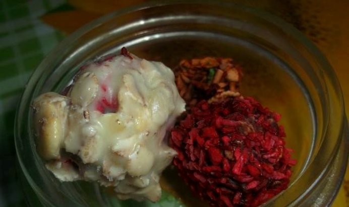 Конфеты из мюсли и шоколада