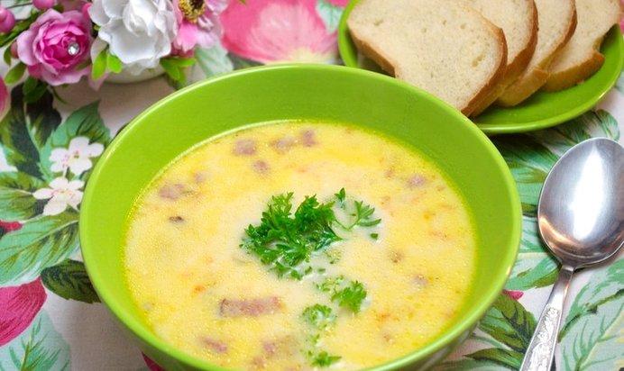 Сырный суп с плавленым сыром