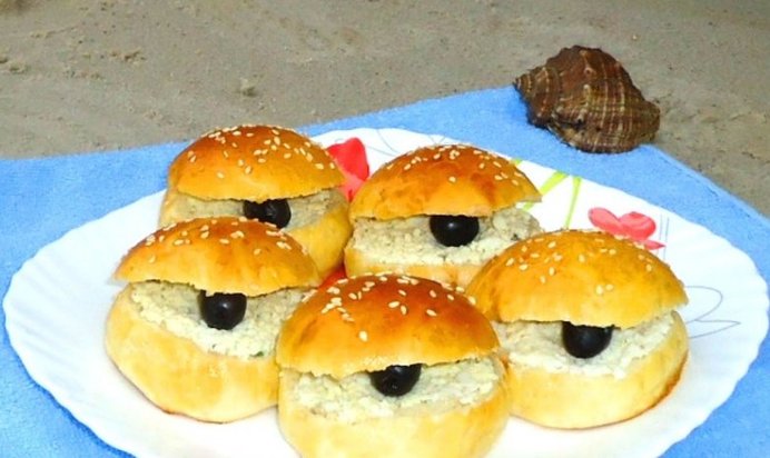 Бутерброды Ракушки с чёрным жемчугом