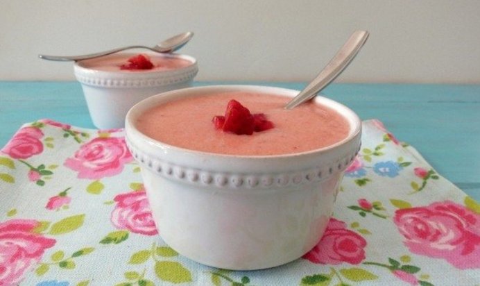 Клубнично-кокосовый гаспачо