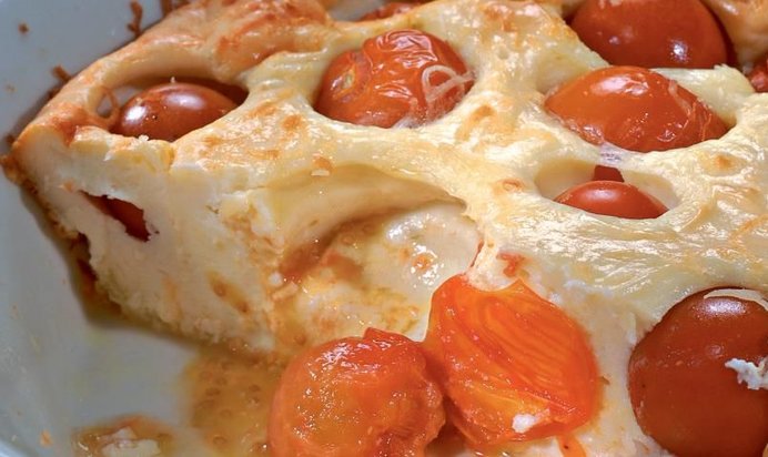 Творожная запеканка с помидорами