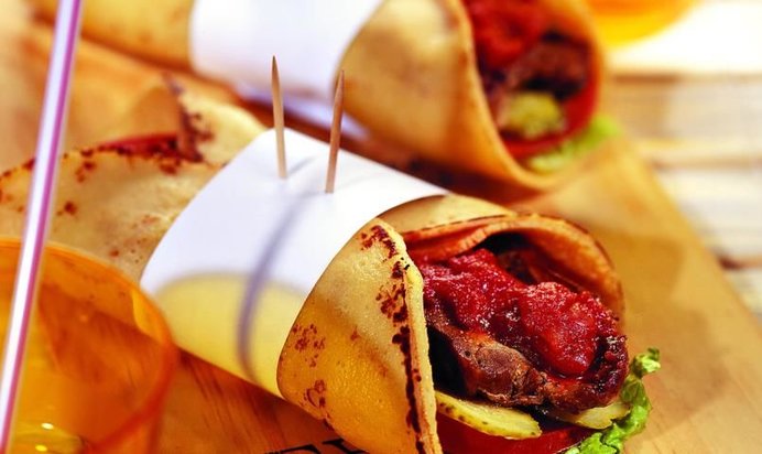 Конверт из блинов с бараниной