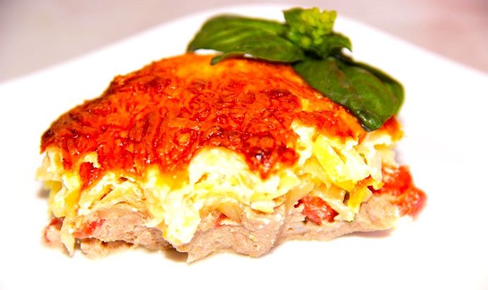 Запеканка из овощей и куриного фарша