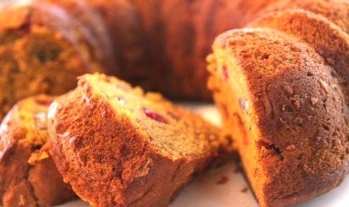 Тыквенный кекс с брусникой