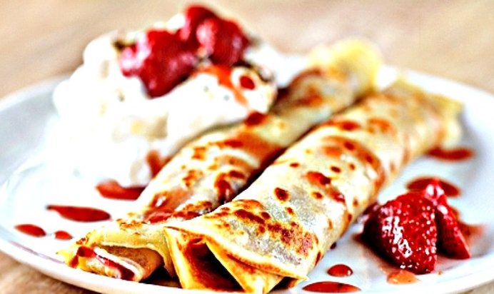 Блинчики с вареньем