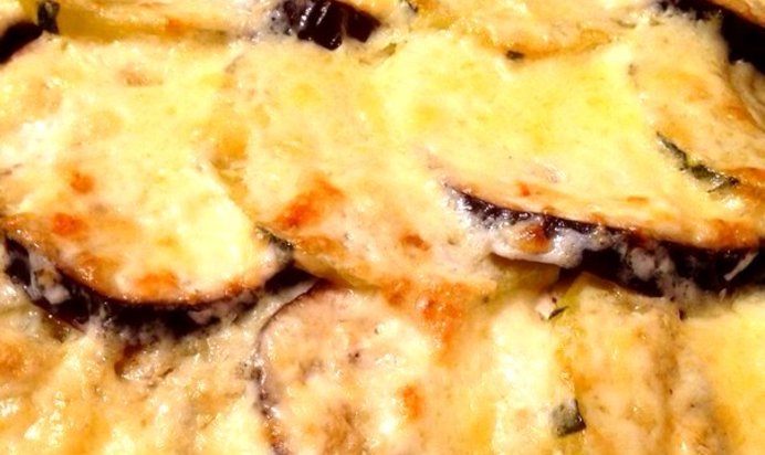 Запеканка из фарша, кабачка и баклажана