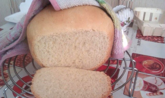 Пшеничный хлеб с кунжутом в хлебопечке