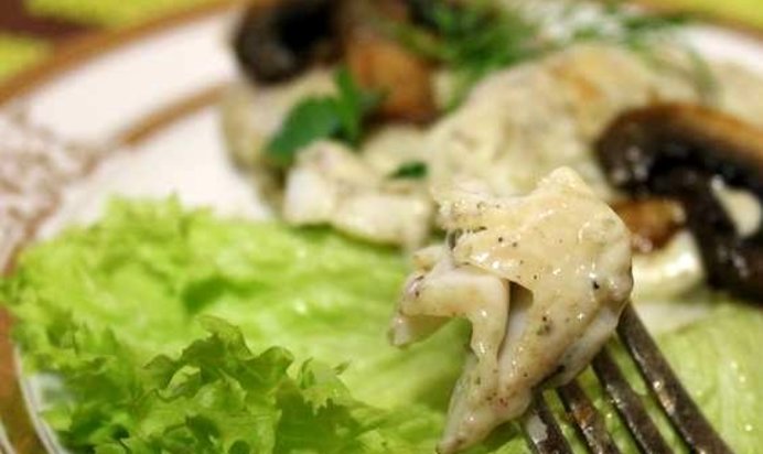 Треска под соусом бешамель