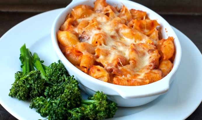 Запеканка из макарон с ветчиной