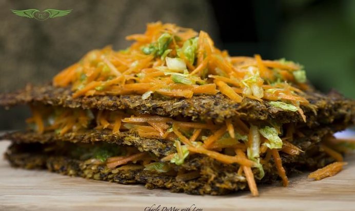 Сочный Сандвич с хрустящими хлебцами и оранжевым настроением