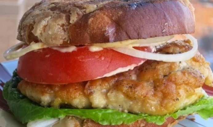 Десерт Хлеб из вяленых и свежих груш с сыром Рокфор