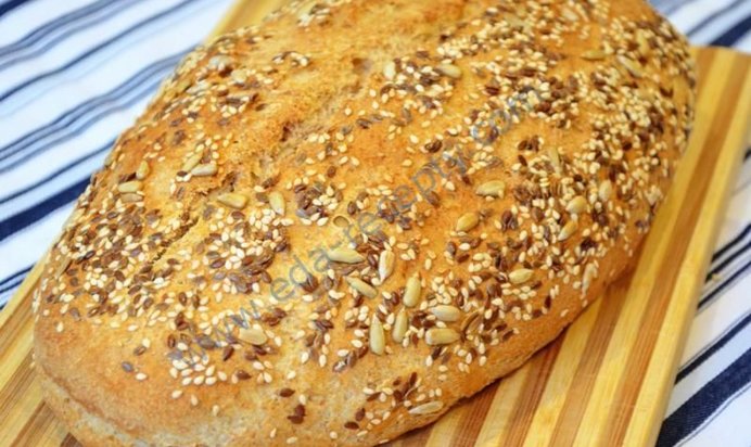 Хлеб с семечками