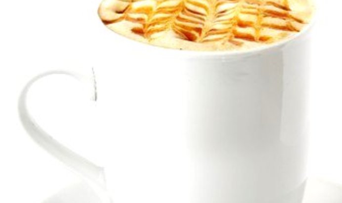 Кофе с коньяком и ликером «Амаретто»