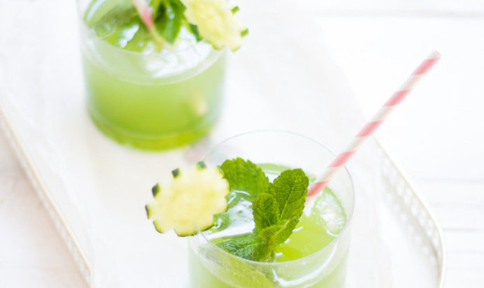 Безалкогольный зеленый коктейль