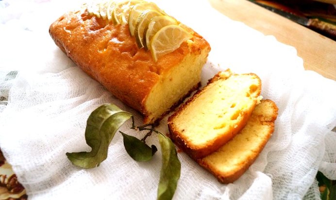 Цитрусовый кекс с лаймовой глазурью