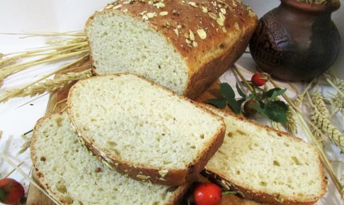 Хлеб с творогом и овсяными хлопьями