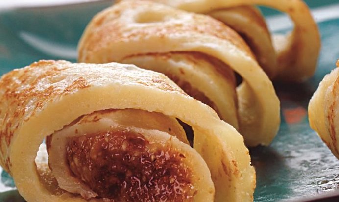 Блины на коньяке с ореховой начинкой