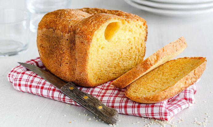 Хлеб с сыром и кунжутом