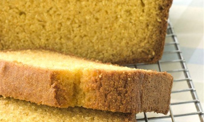 Сладкий кукурузный хлеб с пахтой