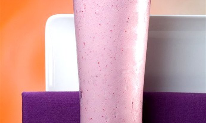 Малиново-молочный шейк для двоих