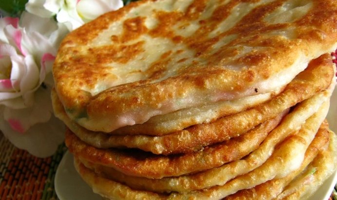 Сырные лепешки с начинкой