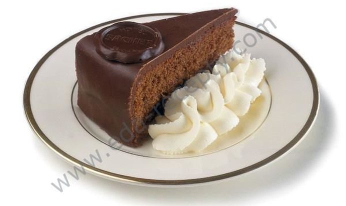 Венский торт Захер шоколадный классический
