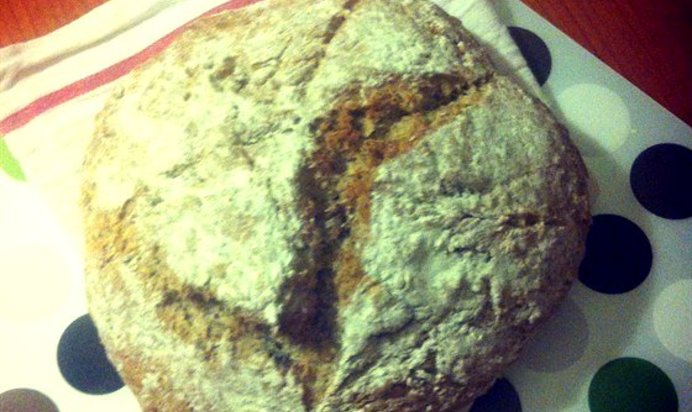 Бездрожжевой хлеб на кефире с грецкими орехами