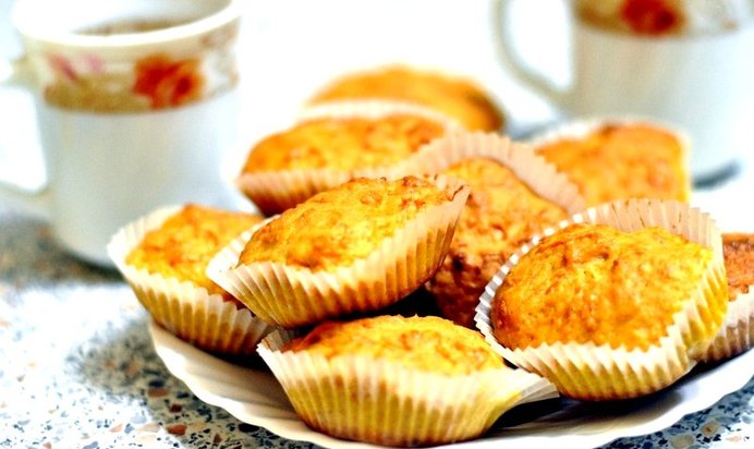 Морковные кексы со сметаной