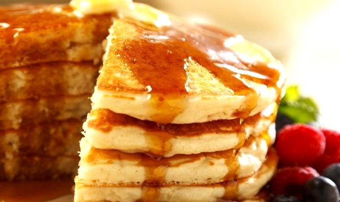 Американские пышные блинчики с корицей